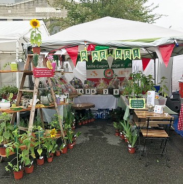 Rebecca Helling's effort really came through; what a cute plant booth.